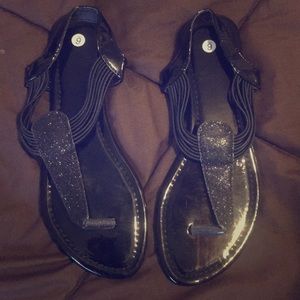 Woman’s black sandals